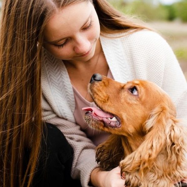 Free Photo _ Close-up woman looking at her dog